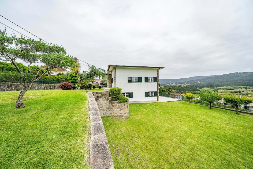 Moradia T4 para Venda em Aldreu Foto 50