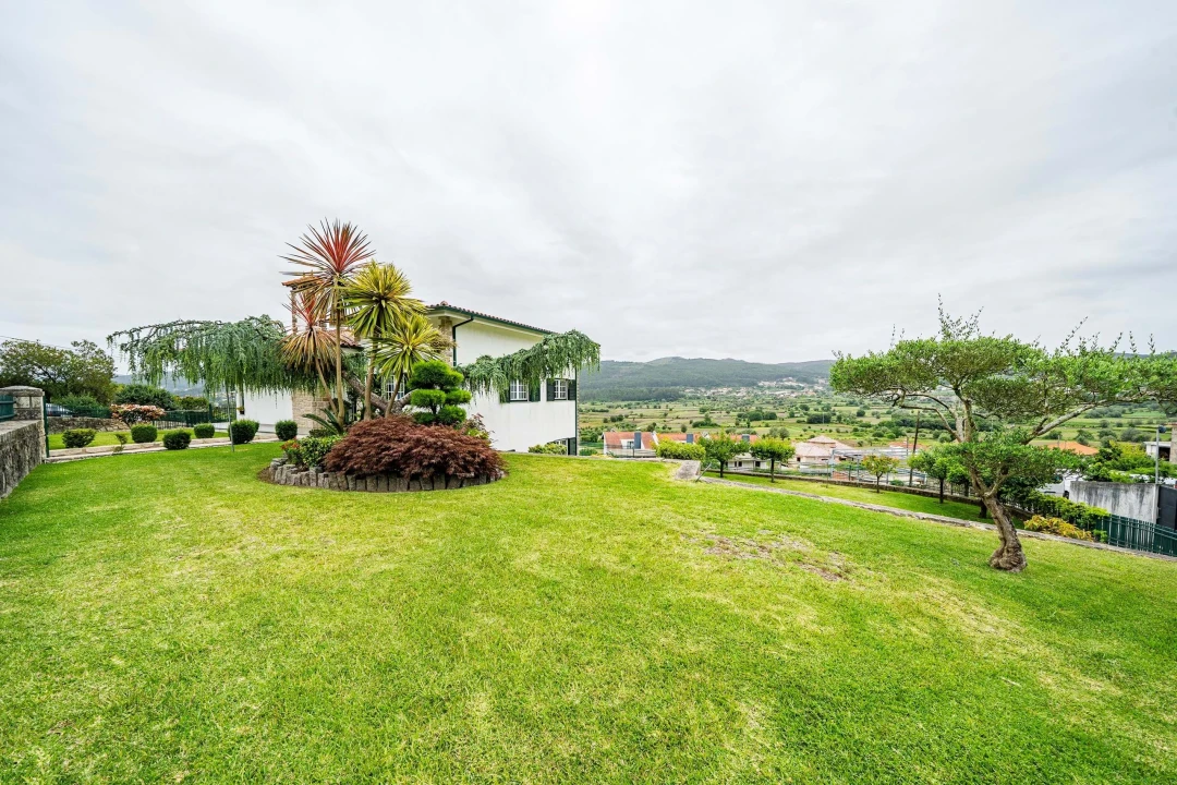 Moradia T4 para Venda em Aldreu Foto 65