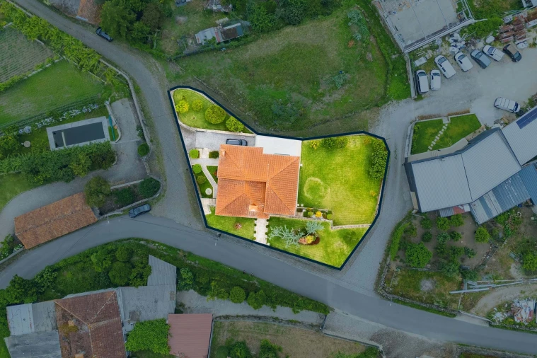 Moradia T4 para Venda em Aldreu Planta 1