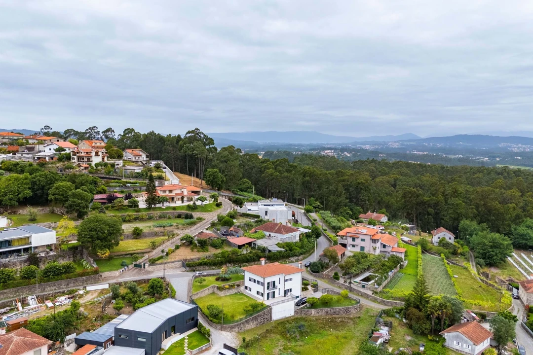 Moradia T4 para Venda em Aldreu Foto 69