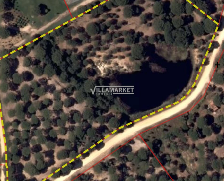 Terreno para Venda em Santo Estêvão Foto 1