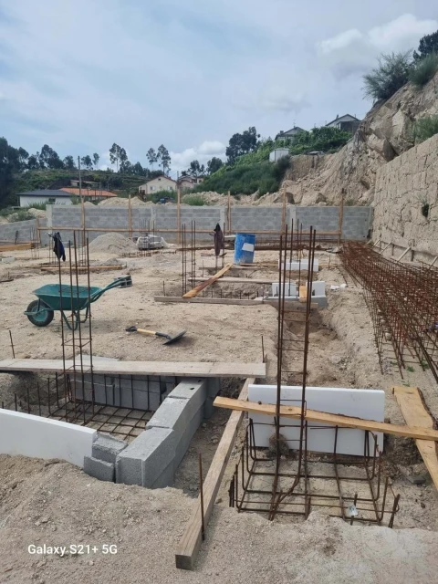 Terreno para Venda em Santa Maria da Feira, Travanca, Sanfins e Espargo