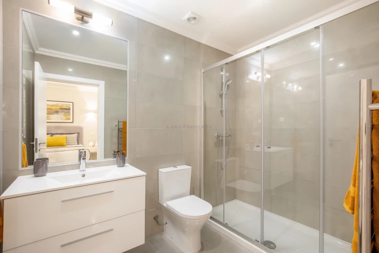 Apartamento T2 para Venda em Lagos (São Sebastião e Santa Maria) Foto 5