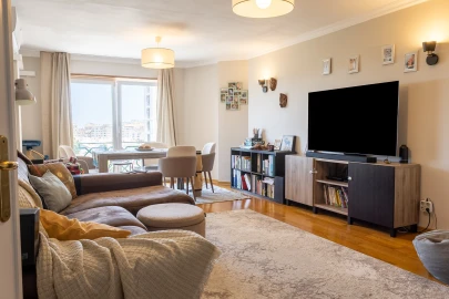 Apartamento T3 para Venda em Algueirão-Mem Martins