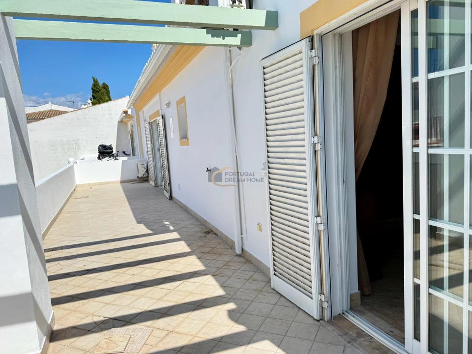 Apartamento T3 para Venda em Guia Foto 21