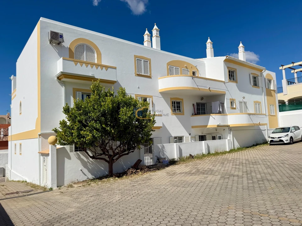 Apartamento T3 para Venda em Guia Foto 1