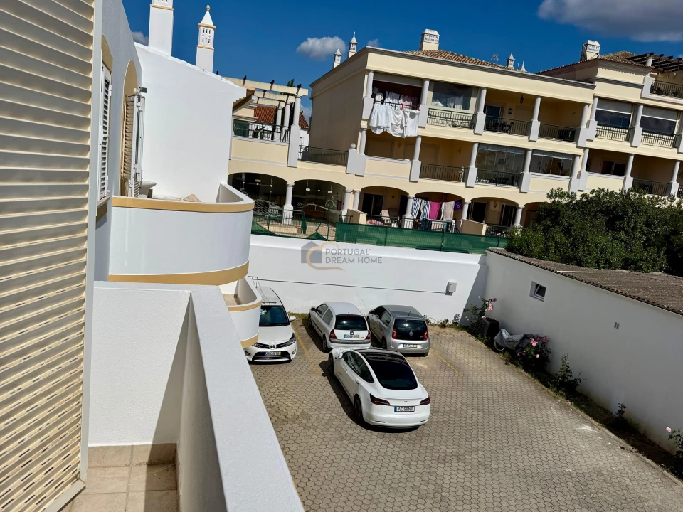 Apartamento T3 para Venda em Guia Foto 33