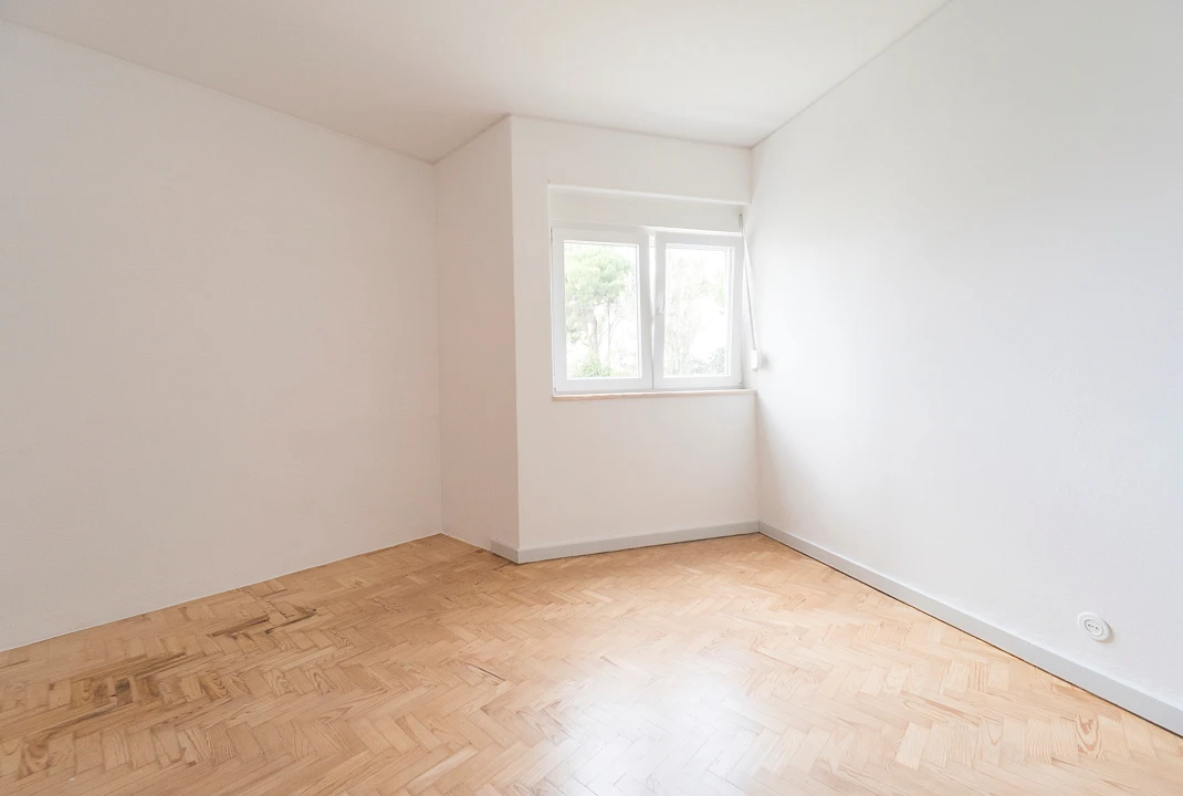 Apartamento T2 para Arrendamento em Olivais Foto 27
