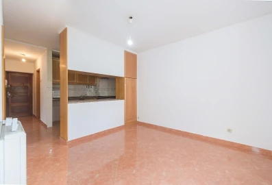 Apartamento T2 para Arrendamento em Olivais
