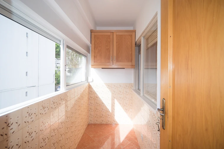 Apartamento T2 para Arrendamento em Olivais Foto 19