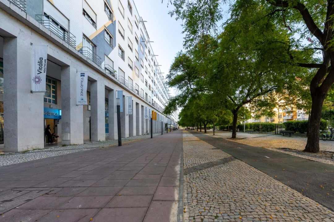 Apartamento T6 para Venda em Parque das Nações Foto 78