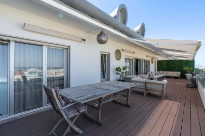 Apartamento T6 para Venda em Parque das Nações