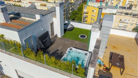 Apartamento T6 para Venda em Parque das Nações