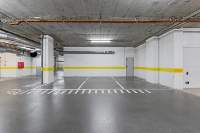 Apartamento T6 para Venda em Parque das Nações
