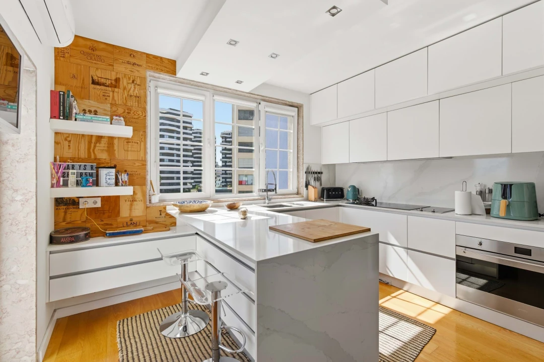 Apartamento T6 para Venda em Parque das Nações Foto 15