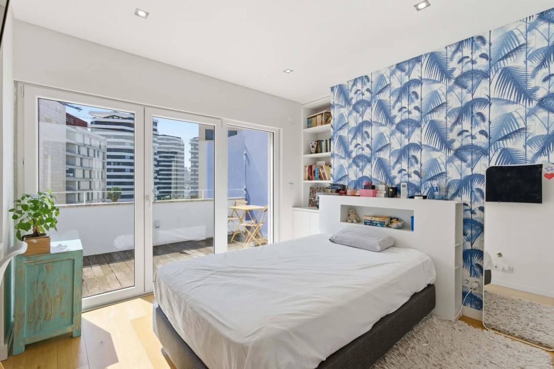 Apartamento T6 para Venda em Parque das Nações Foto 47