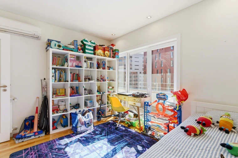 Apartamento T6 para Venda em Parque das Nações Foto 59