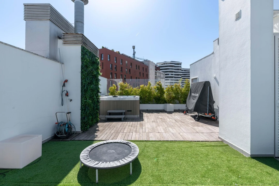 Apartamento T6 para Venda em Parque das Nações Foto 66