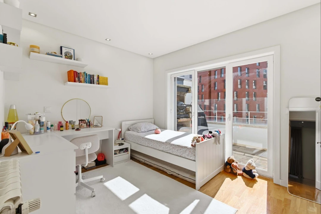 Apartamento T6 para Venda em Parque das Nações Foto 31