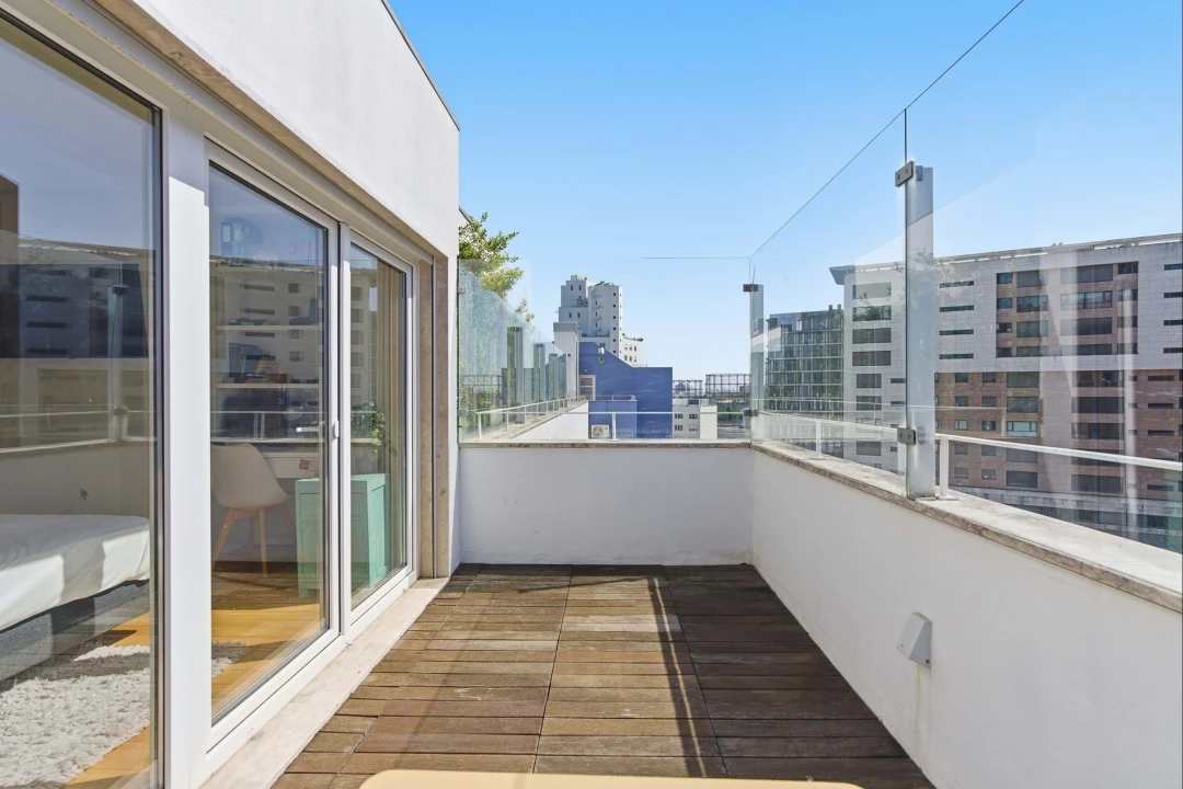Apartamento T6 para Venda em Parque das Nações Foto 50