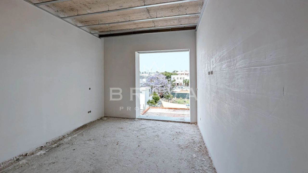 Apartamento T2 para Venda em Quarteira Foto 12