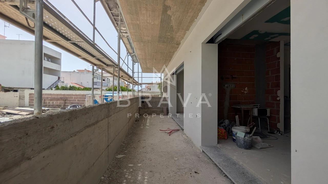 Apartamento T1 para Venda em Quarteira Foto 14