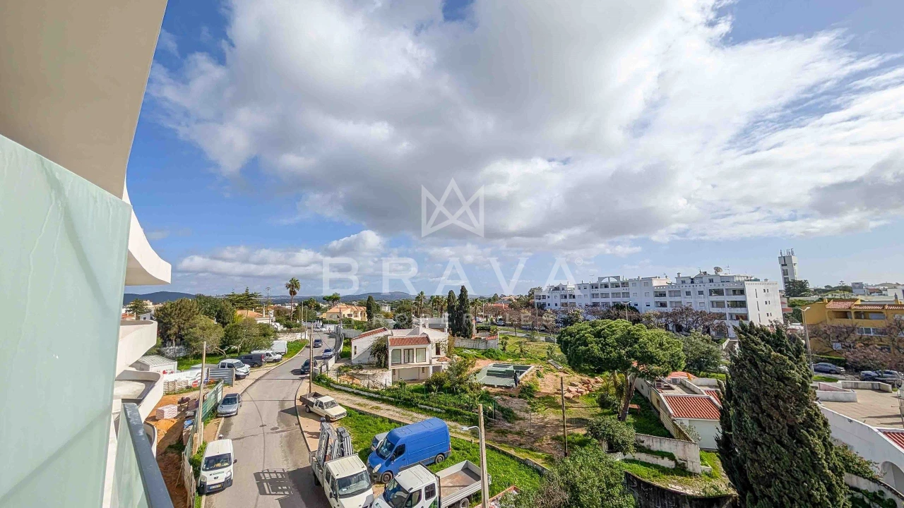 Apartamento T3 para Venda em Quarteira Foto 34