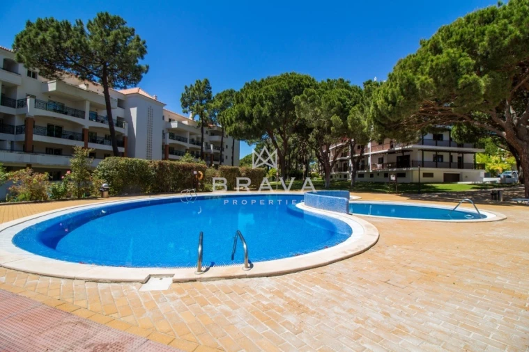 Apartamento T3 para Venda em Albufeira e Olhos de Água Foto 10
