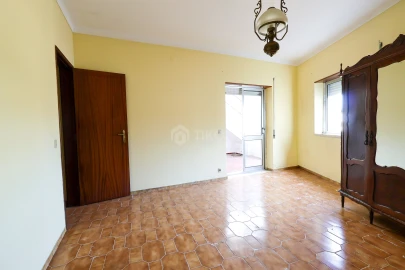 Moradia T3 para Venda em Alcanena e Vila Moreira