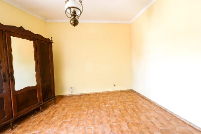 Moradia T3 para Venda em Alcanena e Vila Moreira