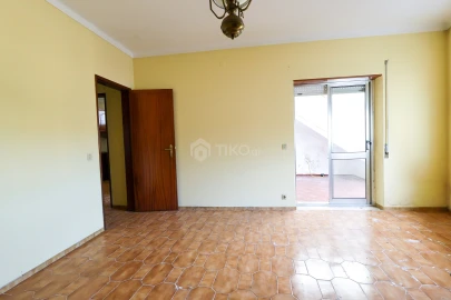 Moradia T3 para Venda em Alcanena e Vila Moreira
