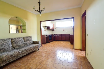 Moradia T3 para Venda em Alcanena e Vila Moreira