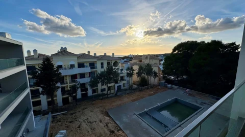 Apartamento T1 para Venda em Albufeira e Olhos de Água