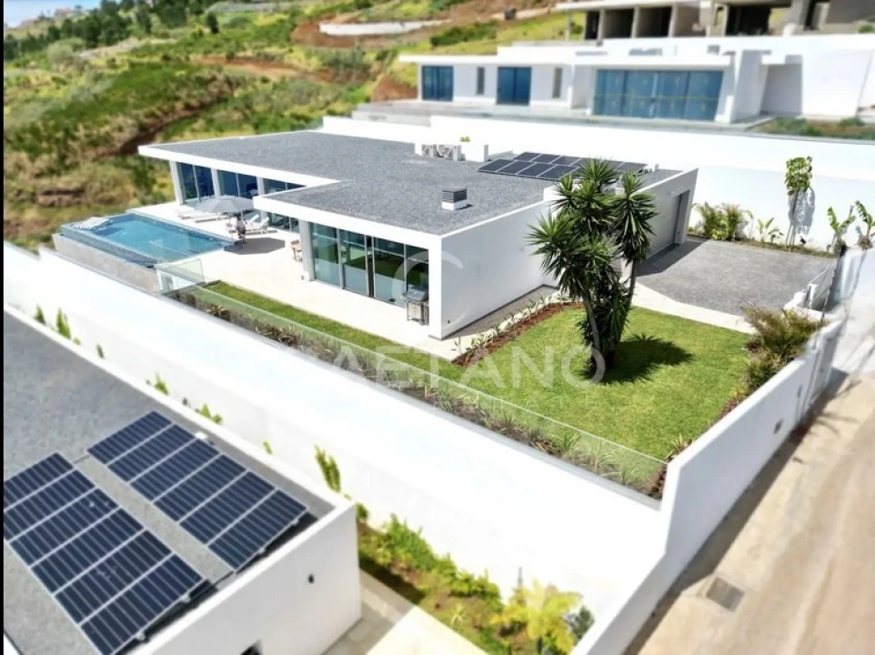 Moradia T3 para Venda em Prazeres Foto 18