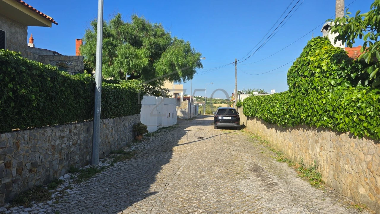 Terreno para Venda em São Domingos de Rana Foto 6
