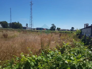 Terreno para Venda em Vila Nova da Telha
