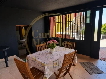Moradia T6 para Venda em Dossãos