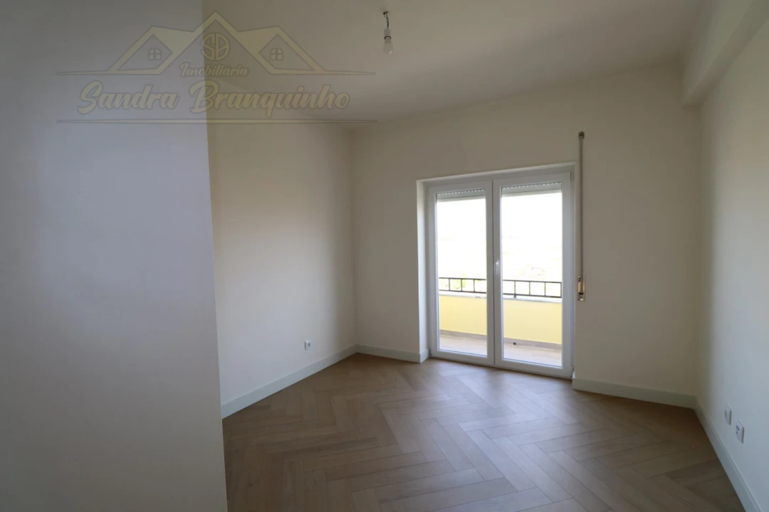 Apartamento T2 para Venda em Silveira Foto 18