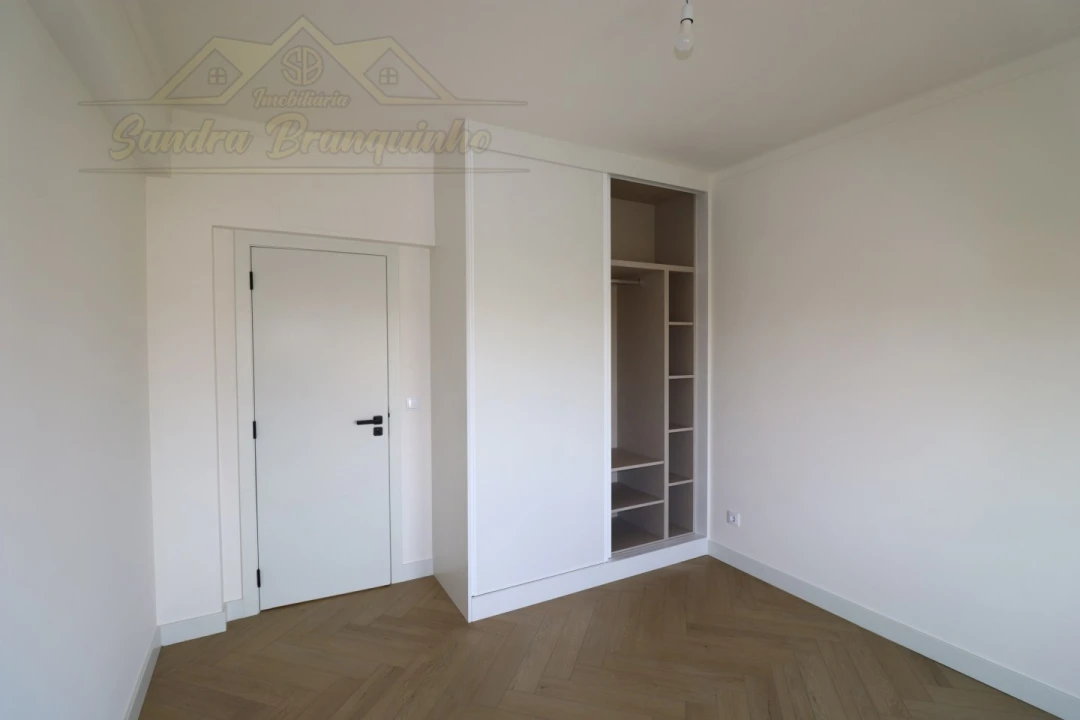Apartamento T2 para Venda em Silveira Foto 19