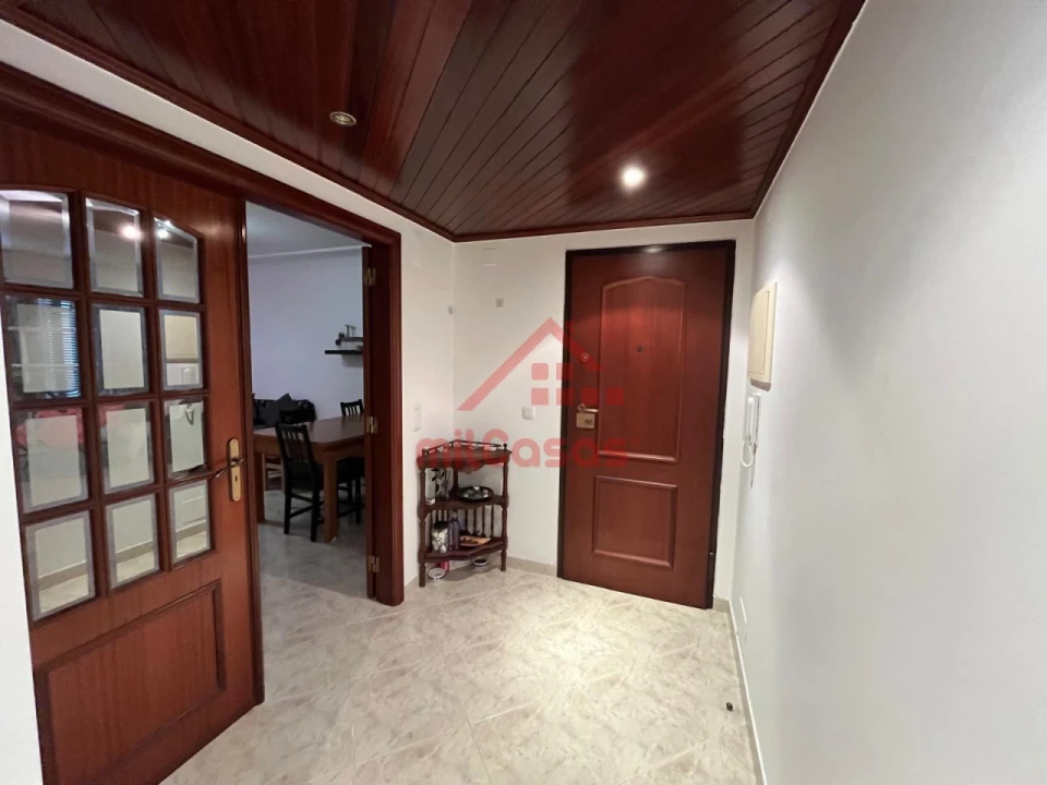 Apartamento T3 para Arrendamento em Ericeira Foto 3