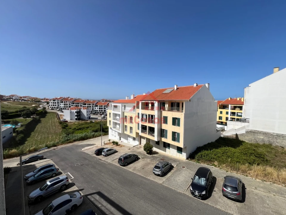 Apartamento T3 para Arrendamento em Ericeira Foto 1