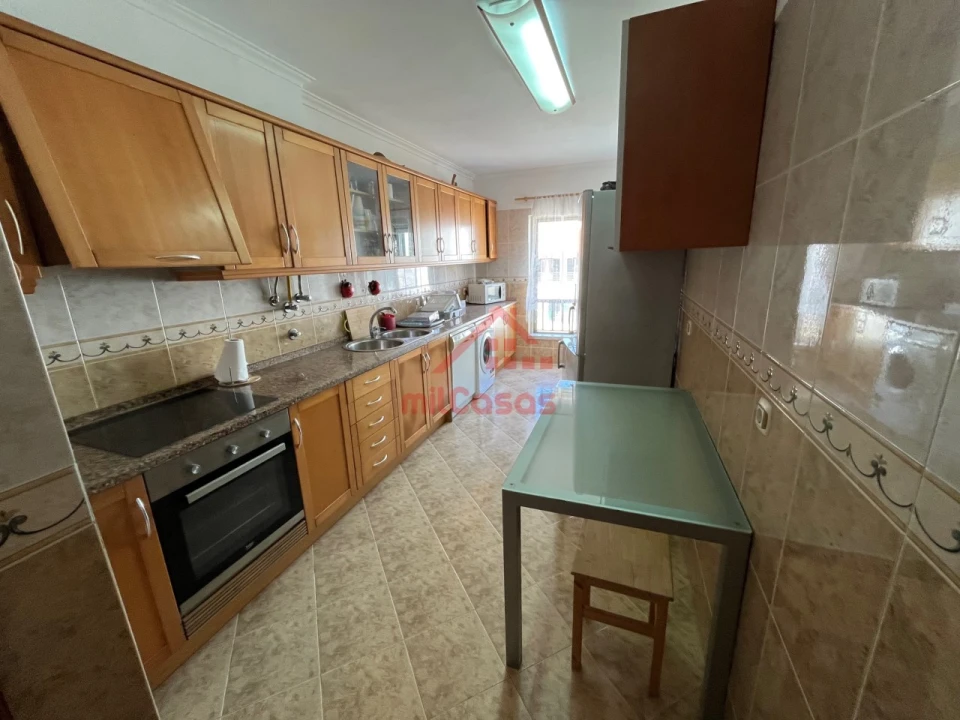 Apartamento T3 para Arrendamento em Ericeira Foto 8