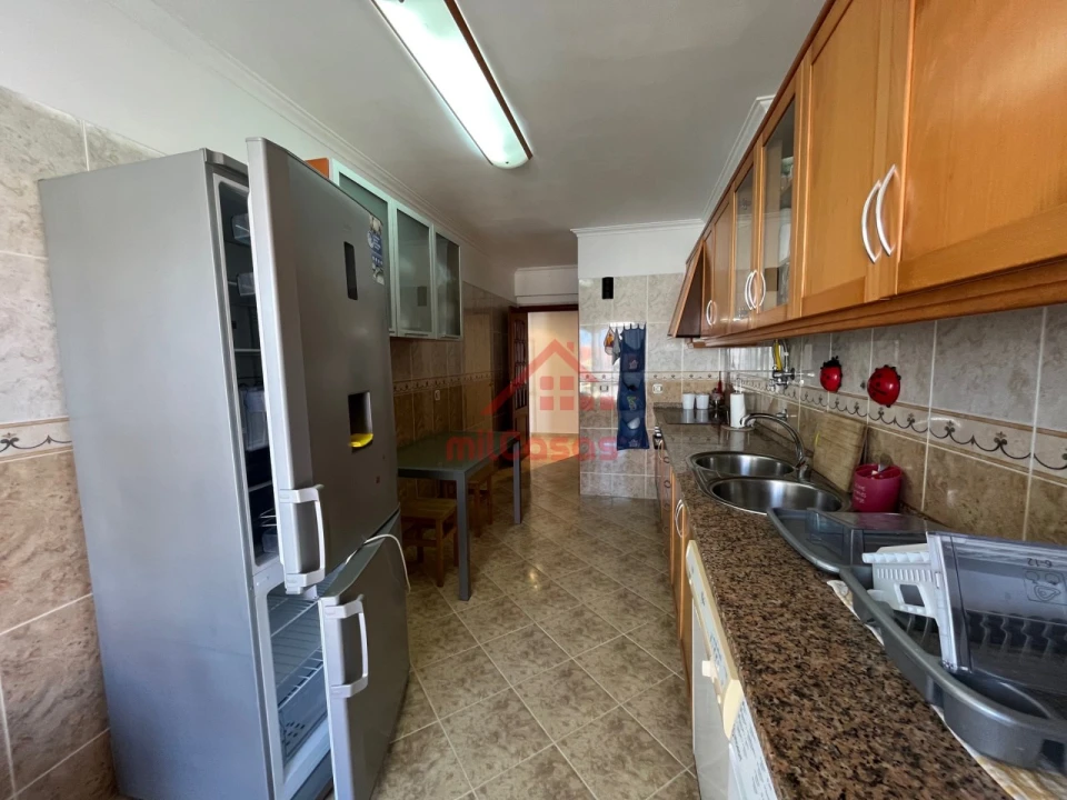 Apartamento T3 para Arrendamento em Ericeira Foto 9