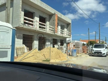 Moradia T4 para Venda em Fernao Ferro