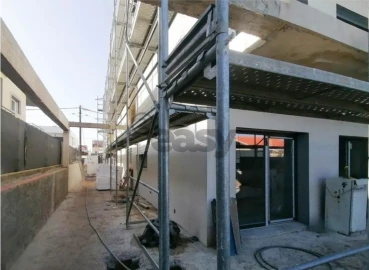 Moradia T4 para Venda em Fernao Ferro