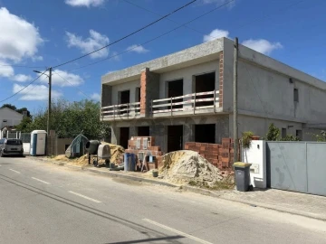 Moradia T4 para Venda em Fernao Ferro
