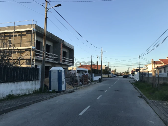Moradia T4 para Venda em Fernao Ferro Foto 9