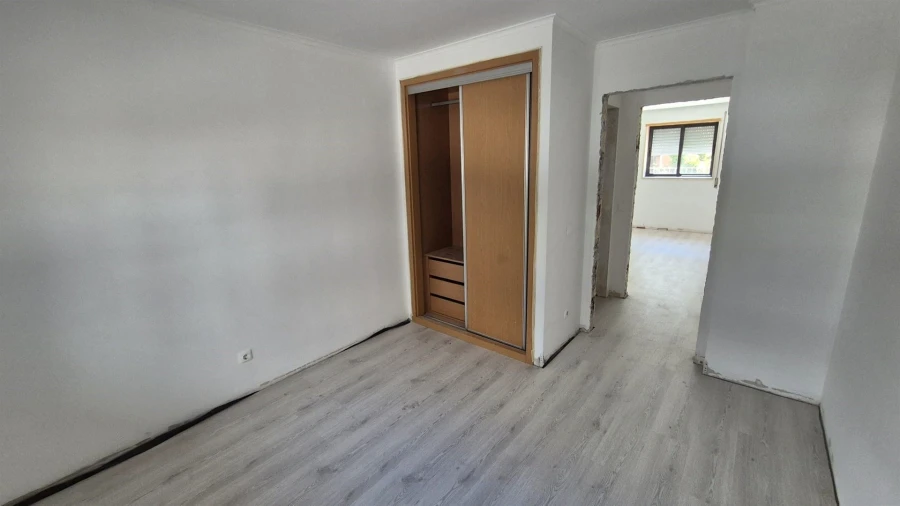 Apartamento T2 para Venda em Santa Clara Foto 28