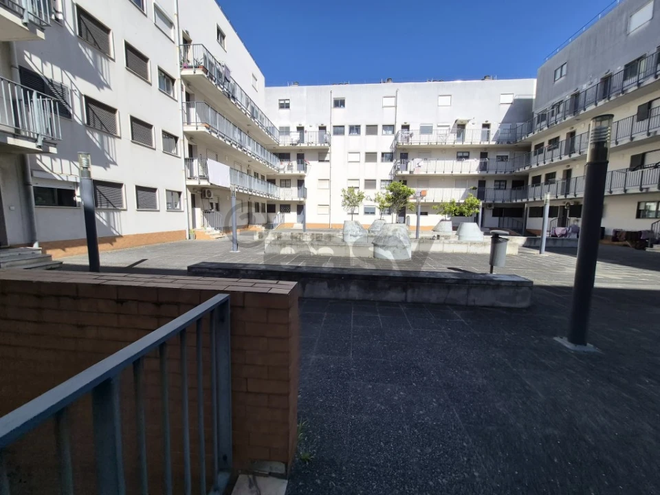 Apartamento T2 para Venda em Santa Clara Foto 22