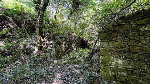 Moradia T2 para Venda em Candemil e Gondar